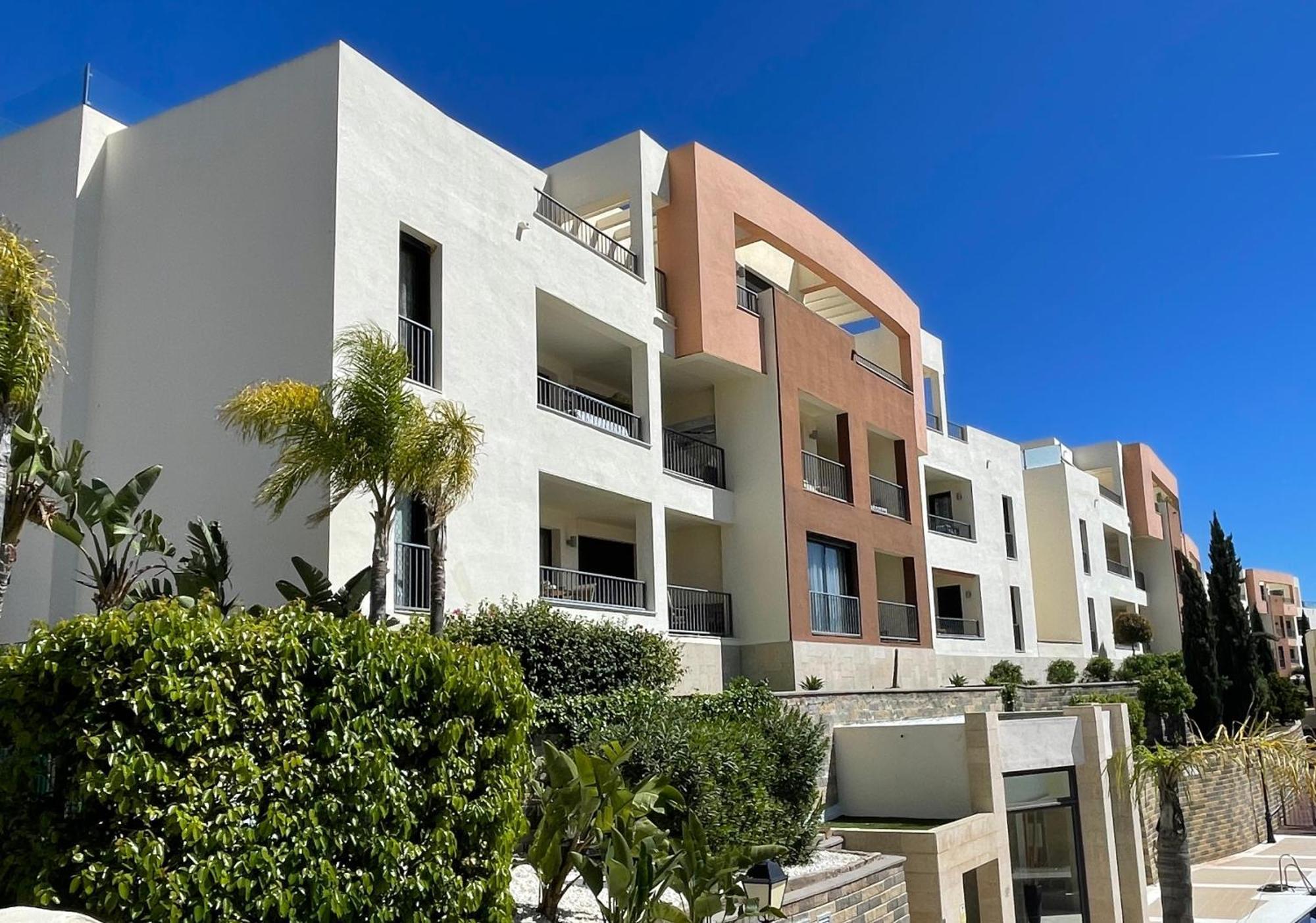Spectacular Views - Luxury Apartment In Resort - Marbella Hills Exteriör bild